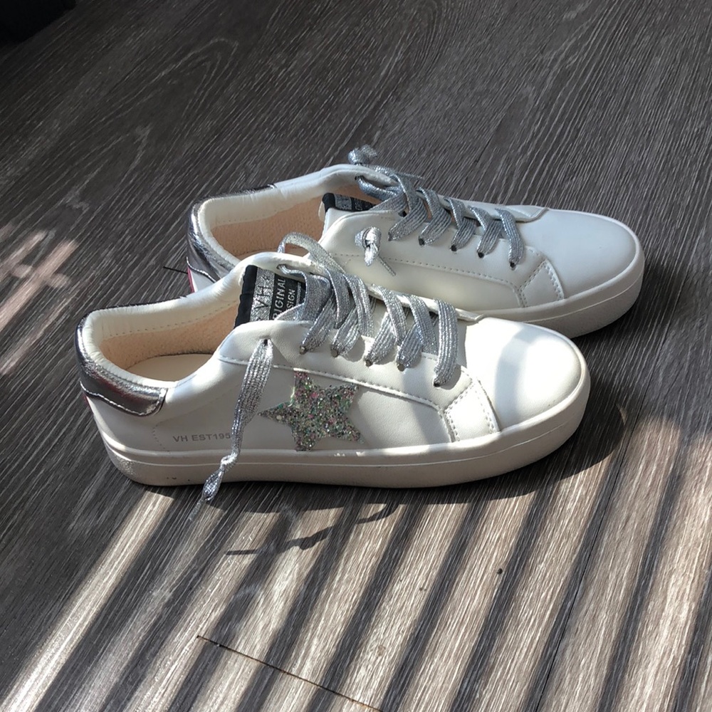 Brand new vintage Havana sneakers